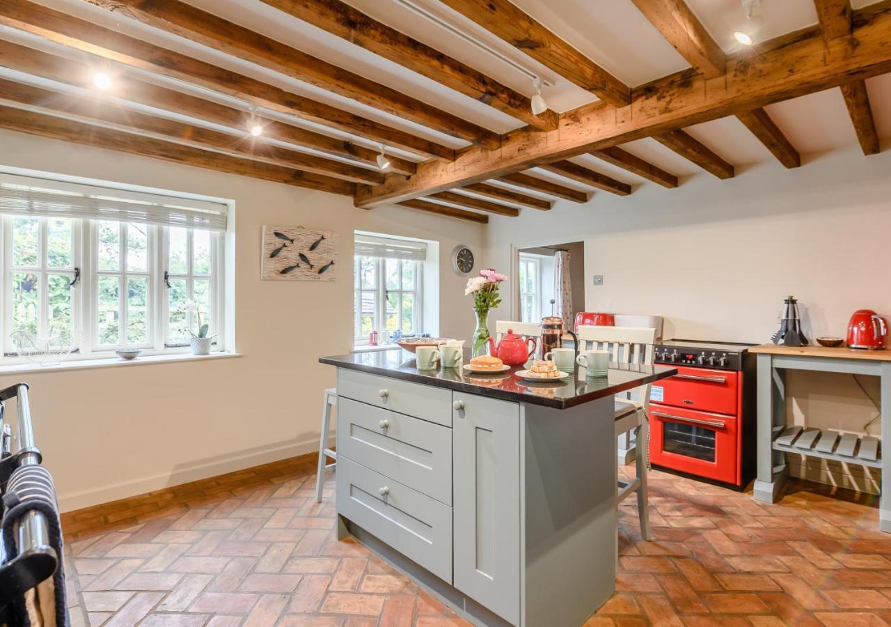 Wisteria Cottage Snape  Экстерьер фото